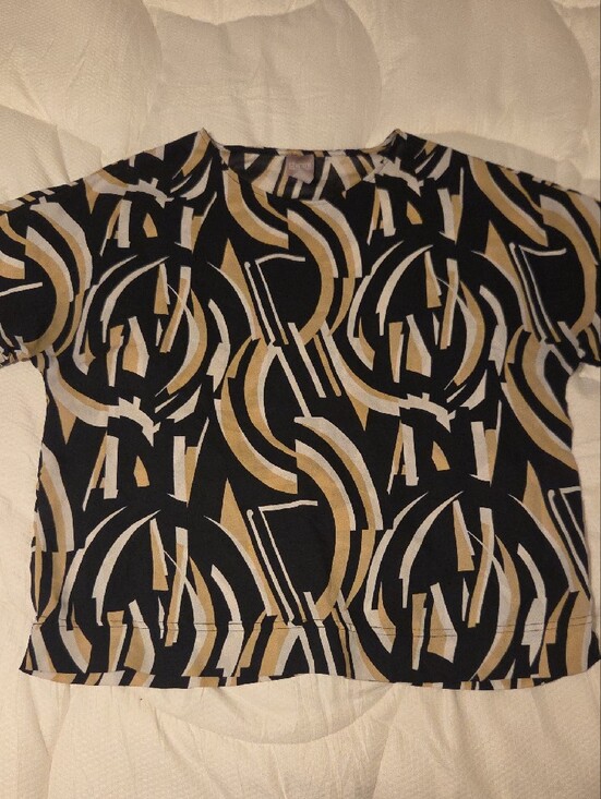 Chico's Tops - Chico's Black and Tan Geometric Short Sleeve